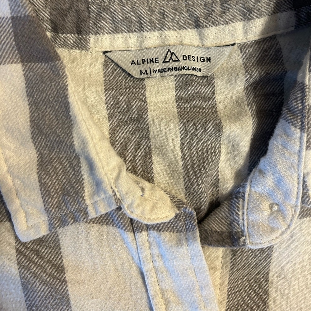 Alpine Design Flannel - Picture 4 of 4